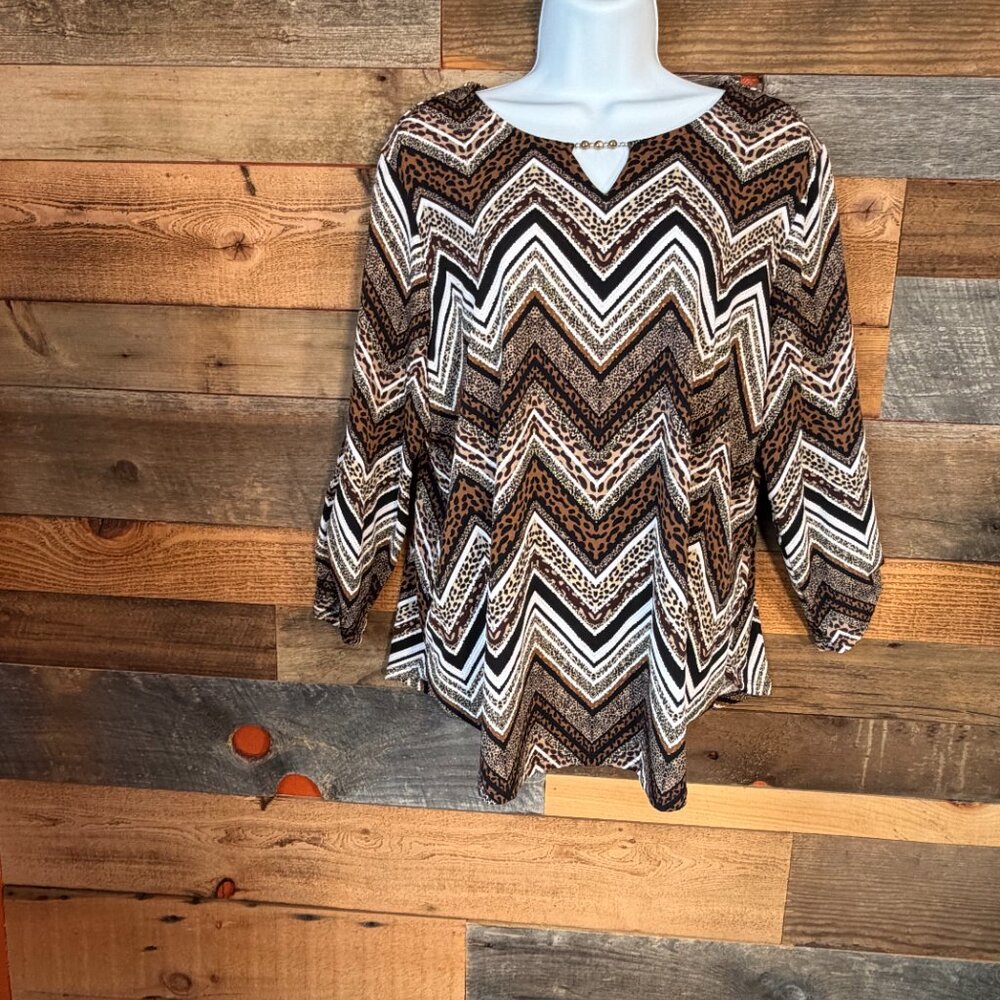 Alfred Dunner Boho Festival Zig Zag Print Women's Top Sz. M